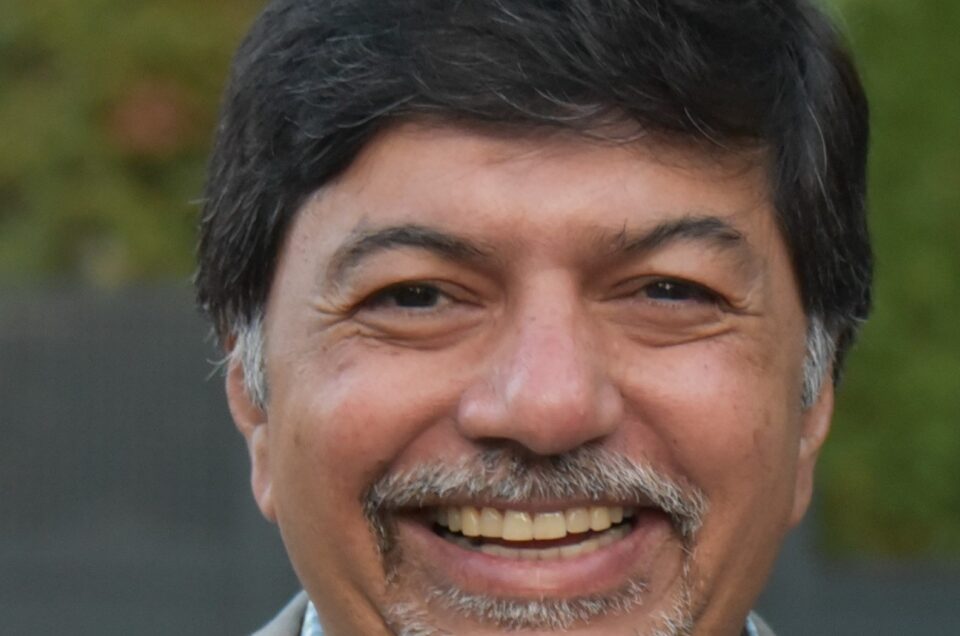 Dr. Raj Sisodia